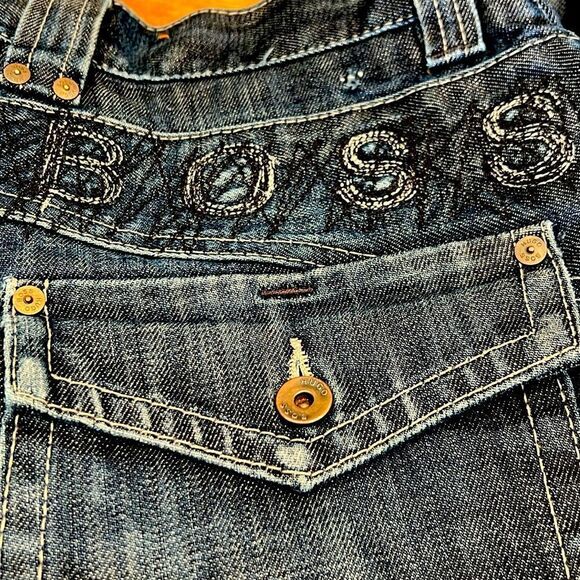 Hugo BossβOrange Tag Embroidered RN 73816 32 - Picture 8 of 15